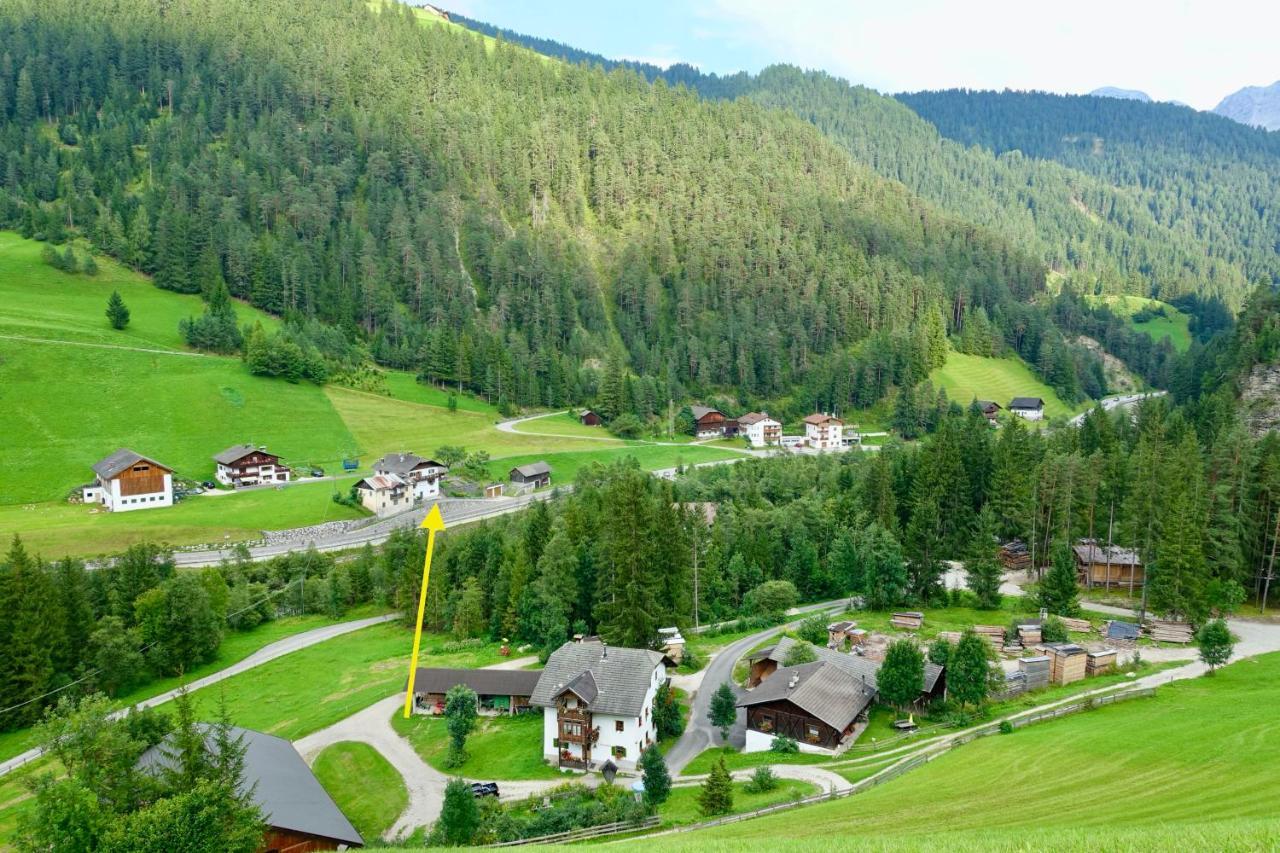 Ciasa Preroman App. Vista Castello Apartment San Martino in Badia Exterior photo